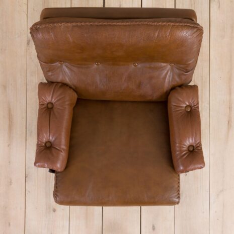 21002-Pair of brown buffalo leather swivel lounge chairs by Aalborg Polstermøbelfabrik.-11 Pair of brown buffalo leather swivel lounge chairs by Aalborg Polstermobelfabrik