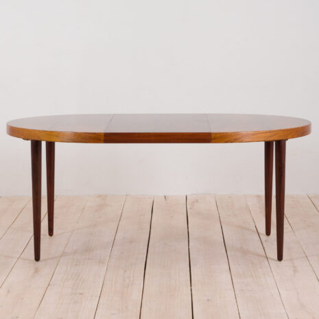 21011-Kai Kristiansen rosewood round extension table-4 Kai Kristiansen rosewood round extension table