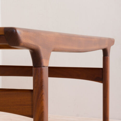 21015-stolik tek-17 stolik tek