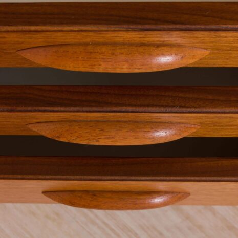 2207 Norwegian free standing wall unit in teak with straw sliding doors-10 Norwegian free standing wall unit in teak with straw sliding doors scaled