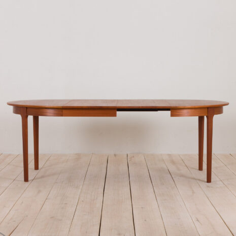 2226 Skandynawski stół z drewna tekowego okrągły stół vintage-4 Scandinavian teak dining table round extension vintage table