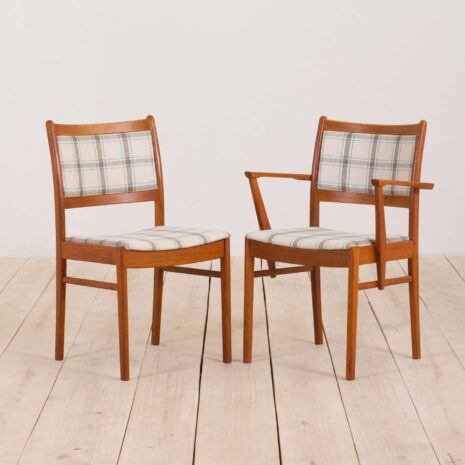 2239 Set of 8 teak dining chairs in new natural checkered upholstery-6 Set of teak dining chairs in new natural checkered upholstery scaled