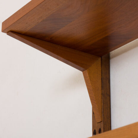 21019-Cadovius 2 bay teak royal wall unit with 3 cabinets and 3 shelves-11 Cadovius bay teak royal wall unit with cabinets and shelves scaled