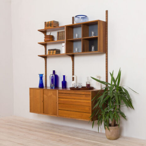 21019-Cadovius 2 bay teak royal wall unit with 3 cabinets and 3 shelves-2 Cadovius bay teak royal wall unit with cabinets and shelves scaled