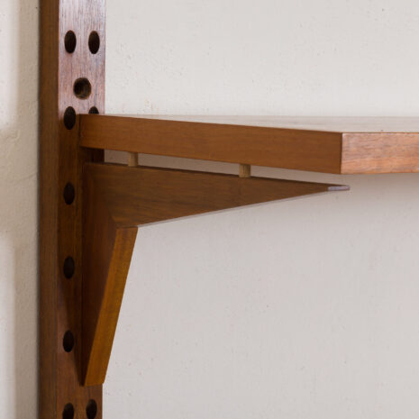 21019-Cadovius 2 bay teak royal wall unit with 3 cabinets and 3 shelves-22 Cadovius bay teak royal wall unit with cabinets and shelves scaled