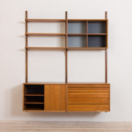 21019-Cadovius 2 bay teak royal wall unit with 3 cabinets and 3 shelves-6 Cadovius bay teak royal wall unit with cabinets and shelves scaled