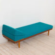Teak Daybed Svanette with Side Table by Ingmar Relling for Swane Ekornes s Svanette Daybed vintage lóżko sofa proj
