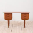 Danish teak desk free standing with  shelves s Duńskie wolnostojące biurko tekowe mid century z  szufladami lata