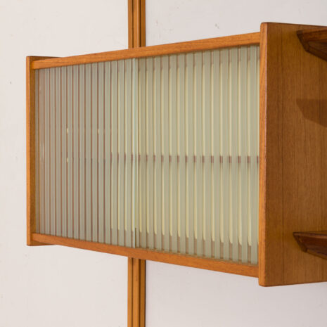 21064-Sven Andersen Møbelfabrikk Wall unit in teak 2 bay hanging shelving system with 2 cabinets, Hillevåg, Norway-6 Sven Andersen Mobelfabrikk Wall unit in teak bay hanging shelving system with cabinets Hillevag Norway scaled
