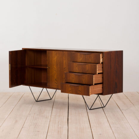 21017 Buffet en palissandre avec 4 tiroirs à droite sur pieds en épingle à cheveux-4 Rosewood sideboard with drawers on right side on hairpin legs scaled