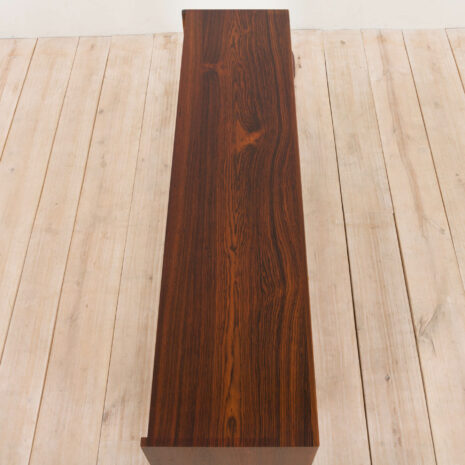 21017 Buffet en palissandre avec 4 tiroirs à droite sur pieds en épingle à cheveux-6 Rosewood sideboard with drawers on right side on hairpin legs scaled