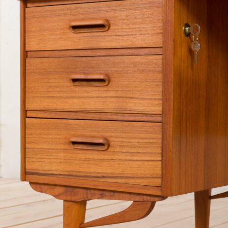 21032 - organic shape teak desk free standing-15 organic shape teak desk free standing scaled