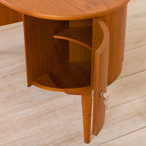 21032 - organic shape teak desk free standing-22 organic shape teak desk free standing scaled