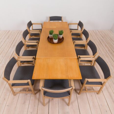 Set of  dining chairs in Oak by Borge Mogensen for AS Soborg Mobelfabrik Denmark s  scaled