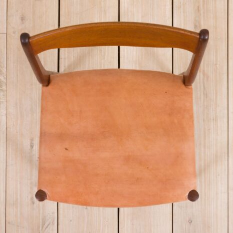 21049 Zestaw sześciu krzeseł zaprojektowanych w latach 60. przez Arne Wahla Iversena dla Glyngøre Stolefabrik-10 Set of six chairs designed in the s by Arne Wahl Iversen for Glyngore Stolefabrik scaled