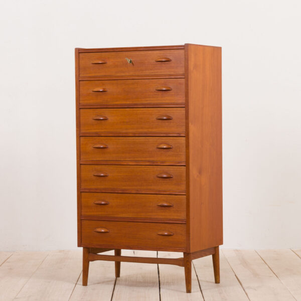 Tall Danish dresser with  drawers teak highboy s  scaled