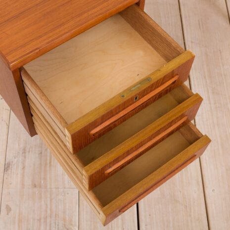 21056-biurko wolnostojace-9 biurko wolnostojace scaled