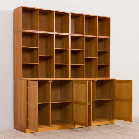 21068 Christian Hvidt oak wall unit for Søborg Møbelfabrik-13 Christian Hvidt oak wall unit for Soborg Mobelfabrik scaled