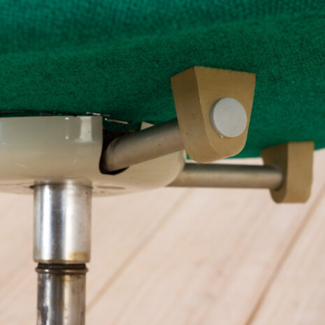 21070 Arne Jacobsen 3117 chair series 7 on wheels, 1967-13 Arne Jacobsen chair series on wheels scaled