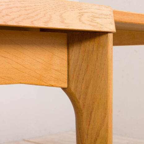 21114 Dębowy stół rozkładany Henning Kjaernuff -12 Henning Kjaernuff oak dinning extension table scaled