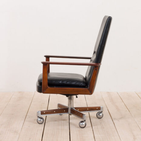 21118 Arne Vodder krzesło do biurka dla Sibast z drewna różanego i czarnej skóry, Dania lata 60-te-2 Arne Vodder executive desk chair for Sibast in rosewood and black leather Denmark s scaled