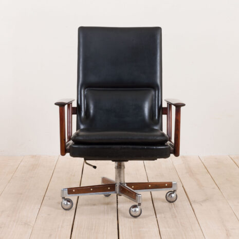 21118 Arne Vodder krzesło do biurka dla Sibast z drewna różanego i czarnej skóry, Dania lata 60-te-5 Arne Vodder executive desk chair for Sibast in rosewood and black leather Denmark s scaled