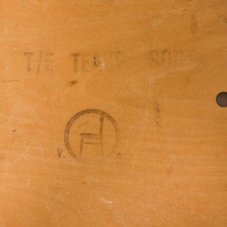 21048 Set of 4 oak chairs uldum z drewnianym oparciem-14 Set of oak chairs uldum z drewnianym oparciem scaled