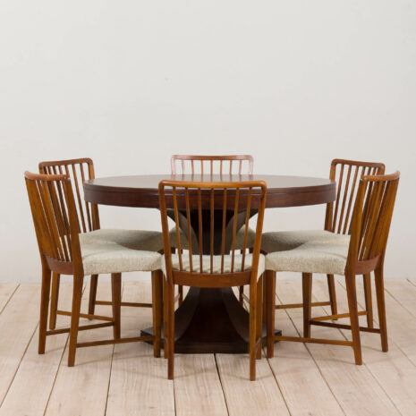 2109 Table ronde en palissandre de style Carlo di Carli avec base hexagonale, Italie, années 1960-4 Carlo di Carli style rosewood round table with hexagonal base Italy s scaled