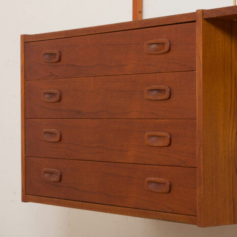 21126 - czekamy na kije Danish teak wall unit shelving with desk and chest of drawers in Sorensen Cadovius style-13 czekamy na kije Danish teak wall unit shelving with desk and chest of drawers in Sorensen Cadovius style scaled