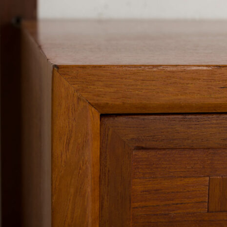 21130 Royal Cadovius teak wall unit with a secretary and glass cabinet and 6 shelves-12 Royal Cadovius teak wall unit with a secretary and glass cabinet and shelves scaled