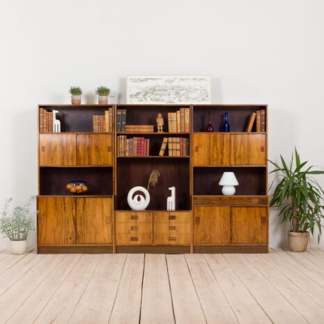 21117 Mid Century Modern storage in Rio Palisander 3 bay wall unit in Rosewood, Denmark, 1960s-1 Mid Century Modern storage in Rio Palisander bay wall unit in Rosewood Denmark s scaled