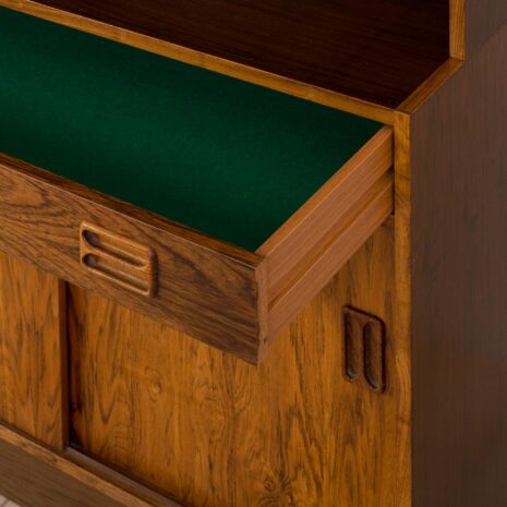 21117 Mid Century Modern storage in Rio Palisander 3 bay wall unit in Rosewood, Denmark, 1960s-13 Mid Century Modern storage in Rio Palisander bay wall unit in Rosewood Denmark s scaled