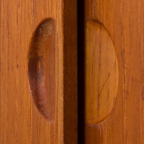 21129 Royal Cadovius 2 bay wall unit with a desk and a cabinet-11 Royal Cadovius bay wall unit with a desk and a cabinet scaled