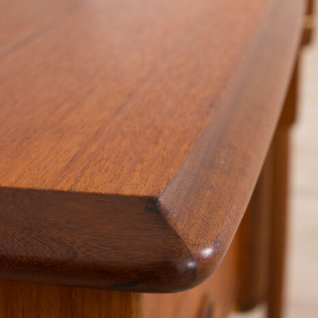 21147 Scandinavian mid century teak vanity with brass handles and adjustable mirror-17 Scandinavian mid century teak vanity with brass handles and adjustable mirror scaled