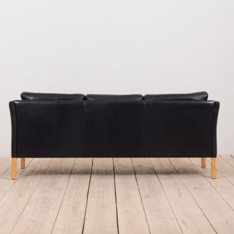 21168 Vintage Danish Stouby sofa in thick black aniline leather-7 Vintage Danish Stouby sofa in thick black aniline leather scaled