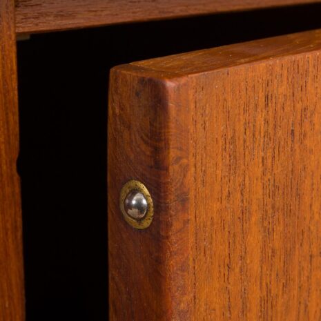 21164 Duńskie biurko wolnostojące z drewna tekowego z połowy wieku z 3 szufladami i szafką-17 Danish mid century teak free standing desk with drawers and cabinet scaled