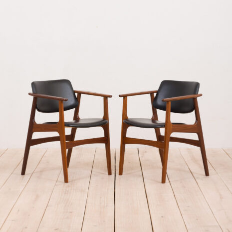 21176 Pair of teak chairs in black aniline leather, Arne Vodder, 1960s-3 Pair of teak chairs in black aniline leather Arne Vodder s scaled