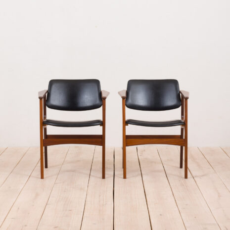 21176 Pair of teak chairs in black aniline leather, Arne Vodder, 1960s-4 Pair of teak chairs in black aniline leather Arne Vodder s scaled