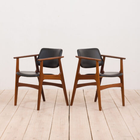 21176 Pair of teak chairs in black aniline leather, Arne Vodder, 1960s-5 Pair of teak chairs in black aniline leather Arne Vodder s scaled