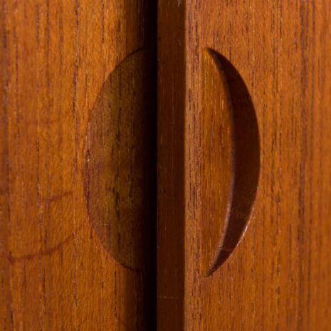 21184 Royal Cadovius 2 bay teak wall unit with 2 cabinets and 4 shelves, 60s-13 Royal Cadovius bay teak wall unit with cabinets and shelves s scaled