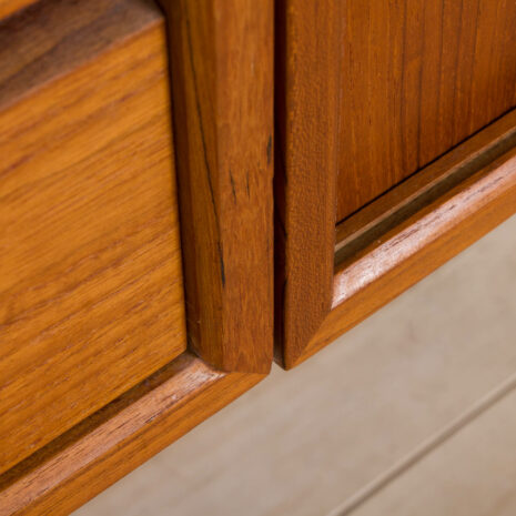 21184 Royal Cadovius 2 bay teak wall unit with 2 cabinets and 4 shelves, 60s-16 Royal Cadovius bay teak wall unit with cabinets and shelves s scaled