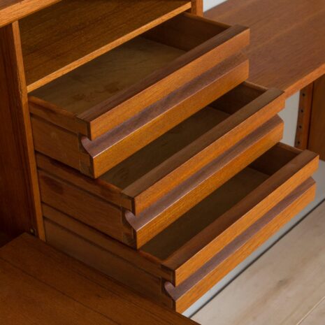 21186 Royal Cadovius 3 bay wall unit with 3 cabinets and 9 shelves, 1960s-7 Royal Cadovius bay wall unit with cabinets and shelves s scaled