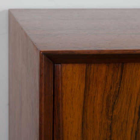 21067 palisander Oman Junn highboard z 4 przesuwanymi drzwiami _ 2 szuflady-12 rosewood Oman Junn highboard w