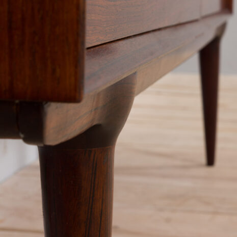 21067 palisander Oman Junn highboard z 4 przesuwanymi drzwiami _ 2 szuflady-21 rosewood Oman Junn highboard w