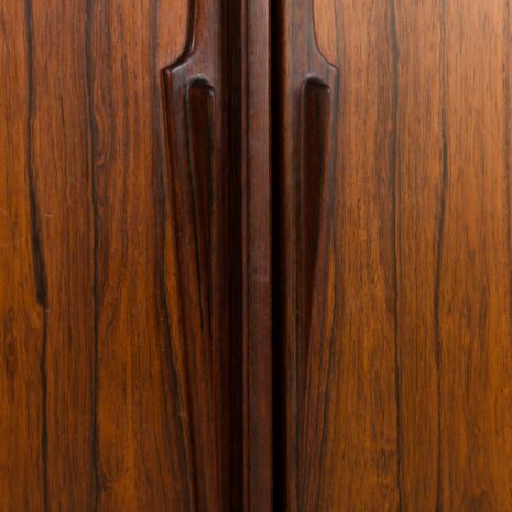 21067 palisander Oman Junn highboard z 4 przesuwanymi drzwiami _ 2 szuflady-23 rosewood Oman Junn highboard w
