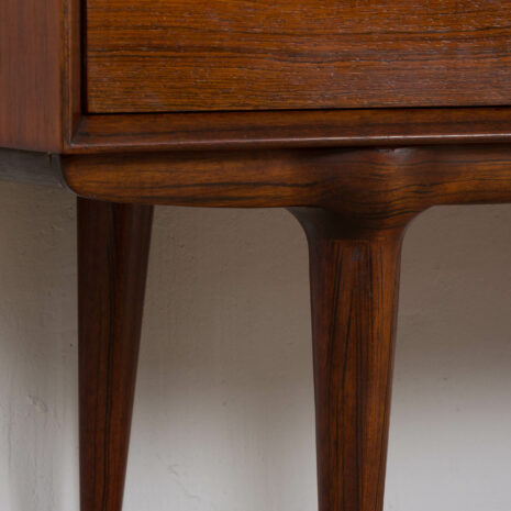 21067 palisander Oman Junn highboard z 4 przesuwanymi drzwiami _ 2 szuflady-9 rosewood Oman Junn highboard w