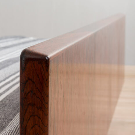 21171 Duńskie drewno różane rama łóżka king-size podwójne łóżko-5 Danish rosewood bed frame king size double bed scaled