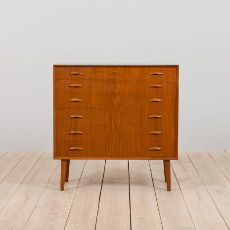 21205 Duńska komoda z drewna tekowego w stylu vintage z uchwytami w kształcie migdałów, 60s-1-5 Danish vintage teak chest of drawers with almond shaped handles s scaled