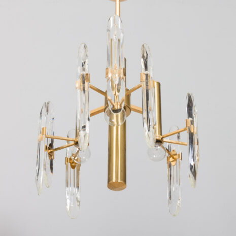 21218 Para włoskich żyrandoli Gaetano Sciolari z połowy wieku z mosiądzu i kryształów, lata 60. 70-11 Pair of Italian mid century Gaetano Sciolari chandeliers in brass and crystals s s scaled