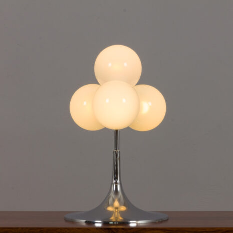 21227 Italian Space Age table lamp in chrome and opaline glass in style of Goffredo Reggiani-1 Italian Space Age table lamp in chrome and opaline glass in style of Goffredo Reggiani scaled